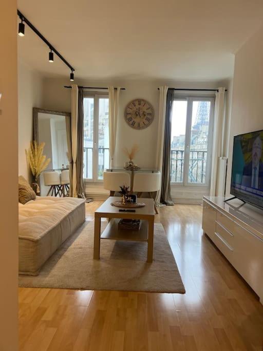 Appartement Paris Vue Tour Eiffel Trocadero エクステリア 写真