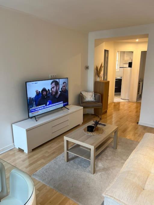 Appartement Paris Vue Tour Eiffel Trocadero エクステリア 写真