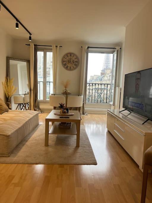Appartement Paris Vue Tour Eiffel Trocadero エクステリア 写真