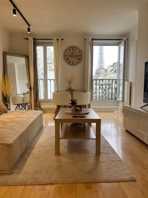 Appartement Paris Vue Tour Eiffel Trocadero エクステリア 写真